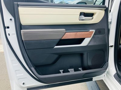 2023 Toyota TUNDRA thumbnail 21