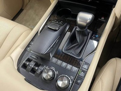 صورة 13 لـ 2015 Lexus LX