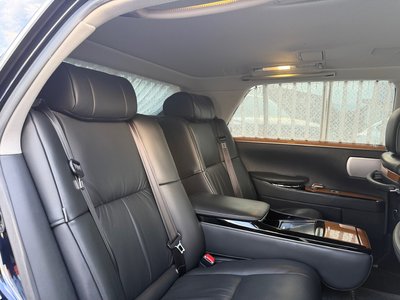صورة مصغرة 29 لـ 2018 Toyota CENTURY