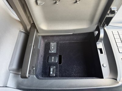 صورة مصغرة 43 لـ 2018 Toyota CENTURY