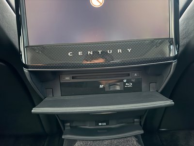 صورة مصغرة 56 لـ 2018 Toyota CENTURY