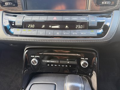 صورة مصغرة 39 لـ 2018 Toyota CENTURY