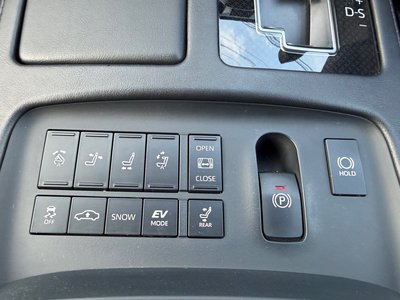 صورة مصغرة 41 لـ 2018 Toyota CENTURY