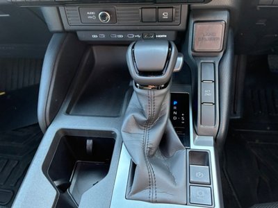 صورة مصغرة 14 لـ 2025 Toyota LAND CRUISER 250
