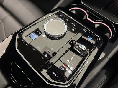 2026 BMW I5 TOURING thumbnail 30