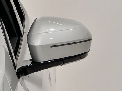 2026 BMW I5 TOURING photo 15