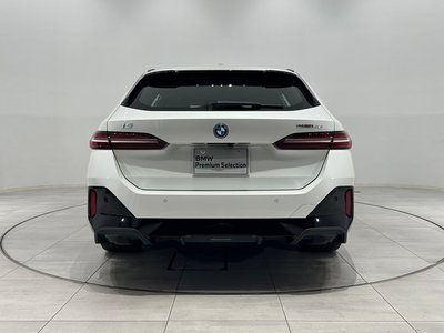 2026 BMW I5 TOURING photo 10