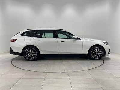 2026 BMW I5 TOURING photo 8
