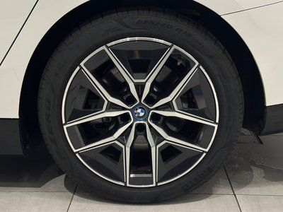 2026 BMW I5 TOURING thumbnail 57