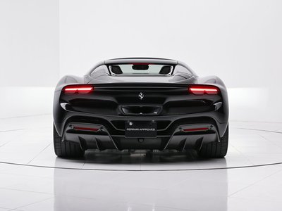 صورة 11 لـ 2024 Ferrari 296 GTS