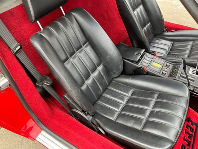 1988 Ferrari 328 GTS 照片 13