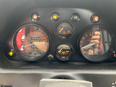 1988 Ferrari 328 GTS 照片 24