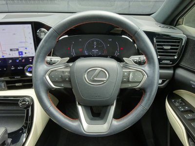 صورة مصغرة 16 لـ 2023 Lexus NX