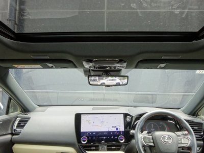 صورة مصغرة 13 لـ 2023 Lexus NX