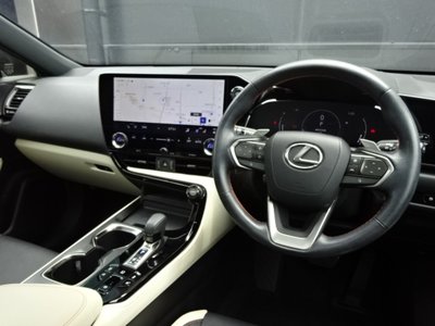 صورة مصغرة 14 لـ 2023 Lexus NX