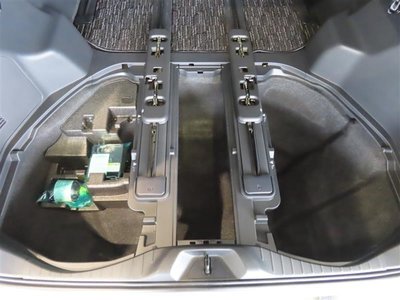 صورة 27 لـ 2025 Toyota ALPHARD