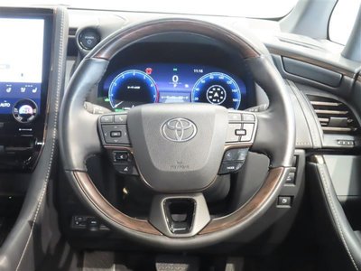 صورة 5 لـ 2025 Toyota ALPHARD