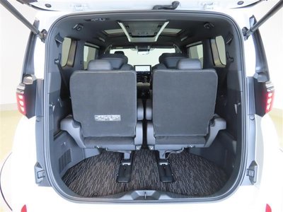 صورة 25 لـ 2025 Toyota ALPHARD