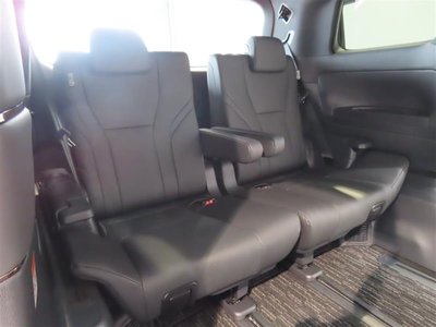 صورة 23 لـ 2025 Toyota ALPHARD