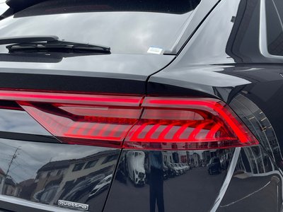 2019 AUDI Q8 照片 60