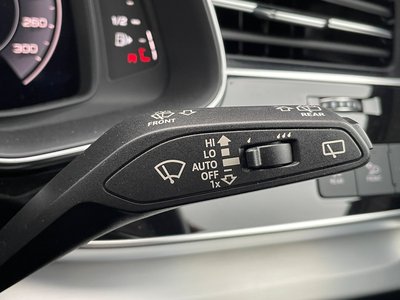 2019 AUDI Q8 照片 13