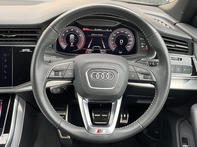 2019 AUDI Q8 照片 9