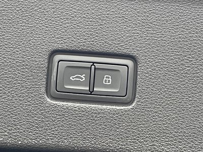 2019 AUDI Q8 照片 50