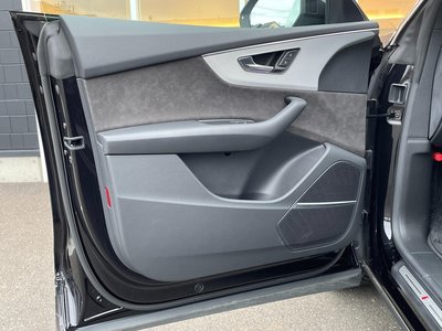 2019 AUDI Q8 照片 26
