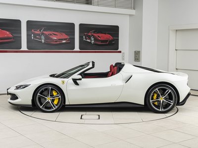 2025 Ferrari 296 GTS — миниатюра 41
