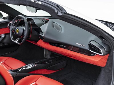 2025 Ferrari 296 GTS — миниатюра 19
