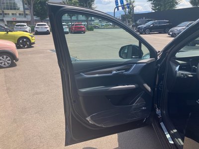 2026 Cadillac XT6 照片 9