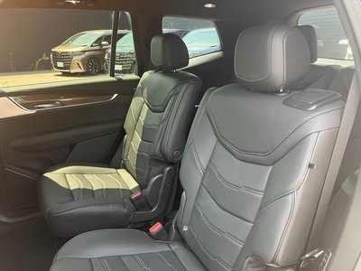 2026 Cadillac XT6 照片 21
