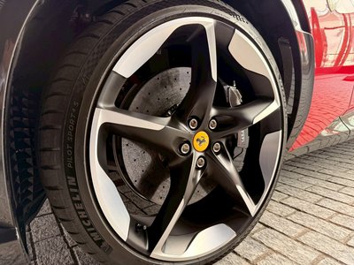 2024 Ferrari PUROSANGUE 照片 30