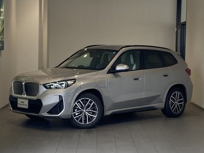 2026 BMW IX1 照片 1