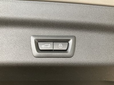 2026 BMW IX1 照片 55