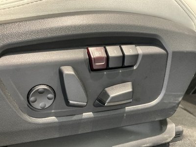 2026 BMW IX1 照片 14