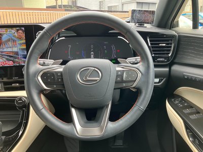 صورة مصغرة 10 لـ 2023 Lexus NX