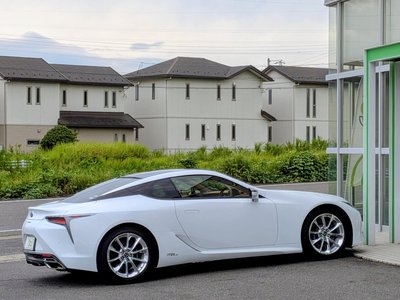 صورة 30 لـ 2017 Lexus LC