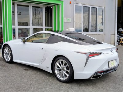 صورة 24 لـ 2017 Lexus LC