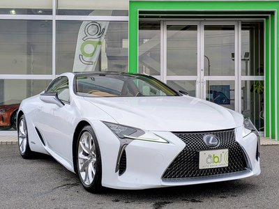 صورة 2 لـ 2017 Lexus LC
