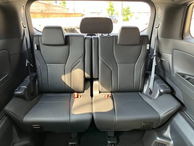 صورة 133 لـ 2026 Toyota ALPHARD