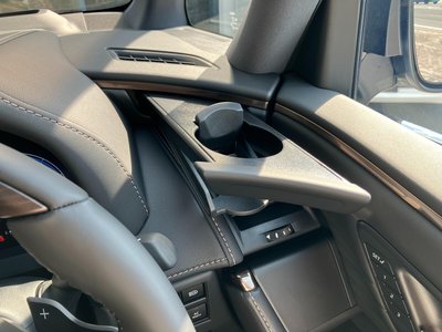 صورة 88 لـ 2026 Toyota ALPHARD