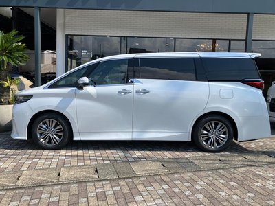 صورة 23 لـ 2026 Toyota ALPHARD