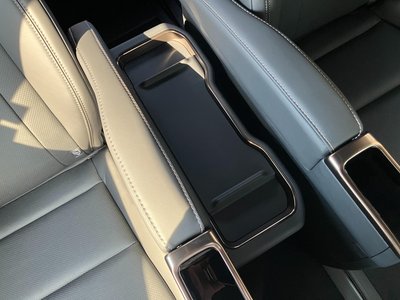 صورة 121 لـ 2026 Toyota ALPHARD