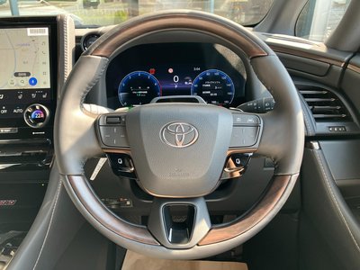 صورة 54 لـ 2026 Toyota ALPHARD