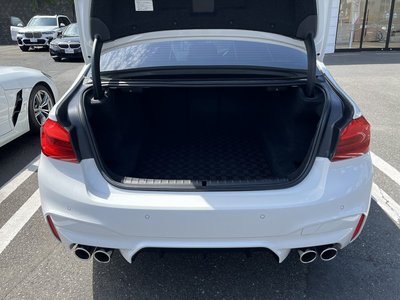 صورة مصغرة 8 لـ 2019 BMW M5