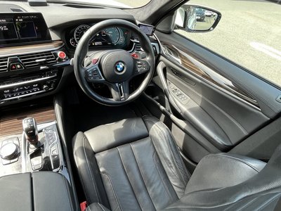صورة مصغرة 13 لـ 2019 BMW M5