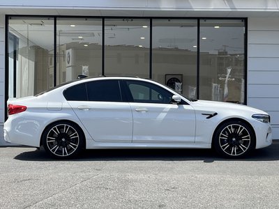صورة مصغرة 4 لـ 2019 BMW M5