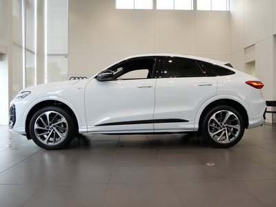 صورة 3 لـ 2025 AUDI Q5 SPORTBACK