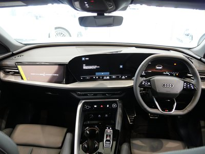 صورة 24 لـ 2025 AUDI Q5 SPORTBACK